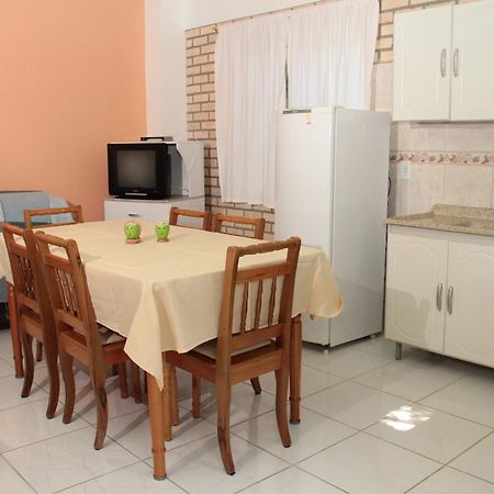 Hotel Residencial Aracuã Bombinhas Habitación foto