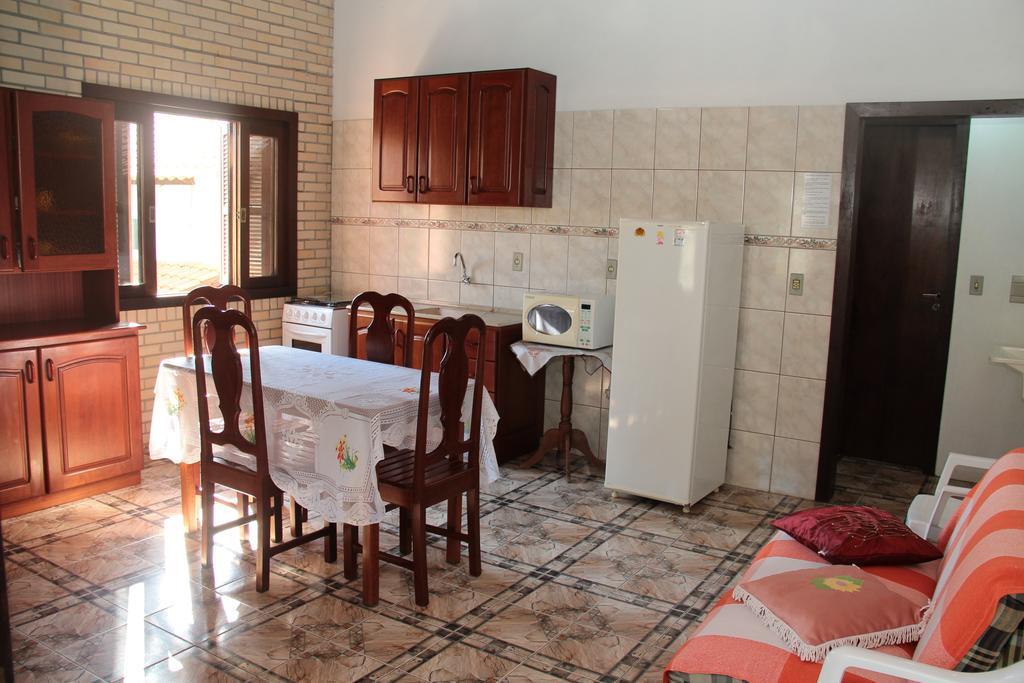 Hotel Residencial Aracuã Bombinhas Habitación foto