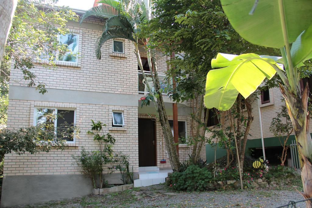 Hotel Residencial Aracuã Bombinhas Habitación foto