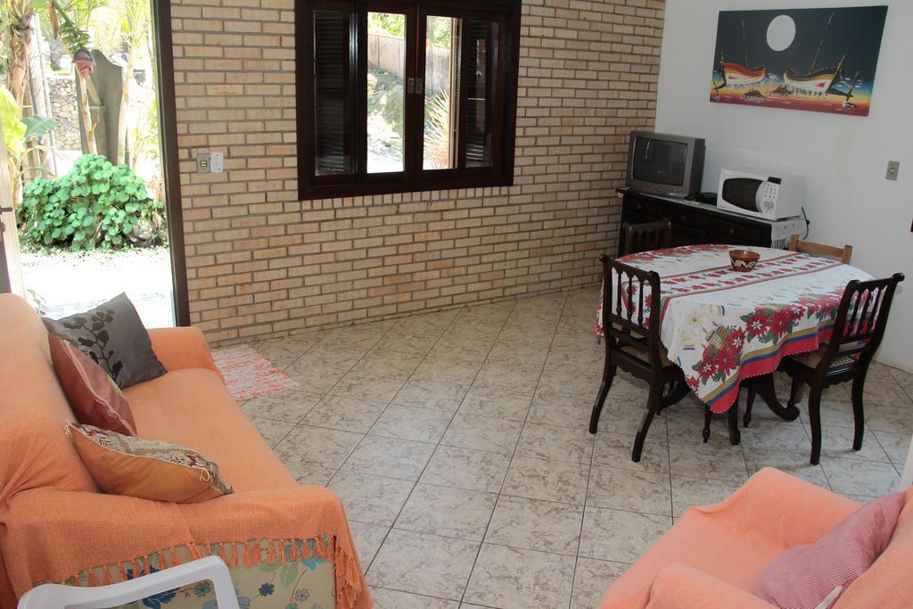 Hotel Residencial Aracuã Bombinhas Habitación foto